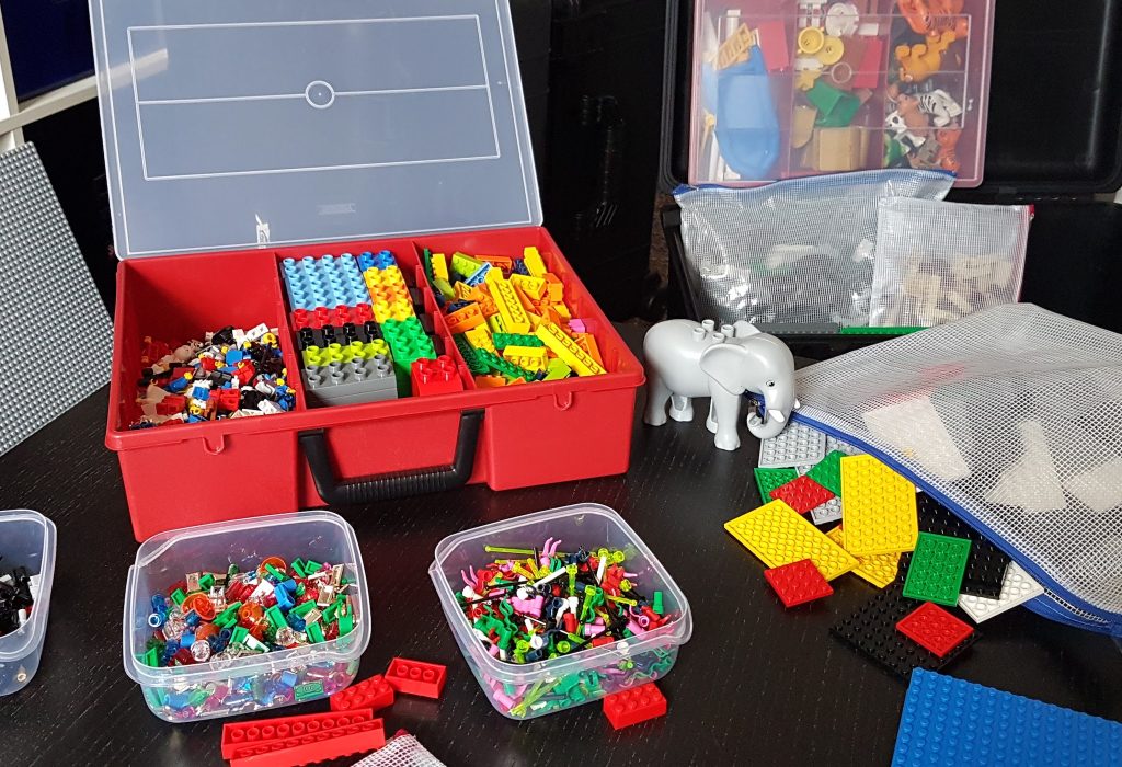 Juego de identidad y paisaje de juego serio de Lego